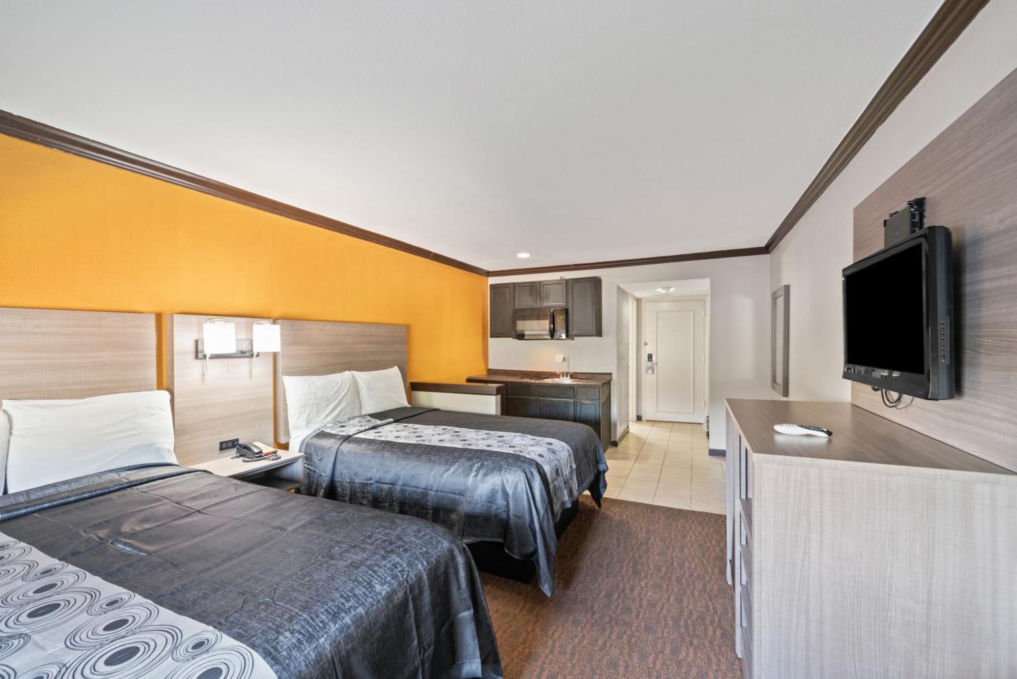 Americas Best Value Inn & Suites Бренем Екстер'єр фото