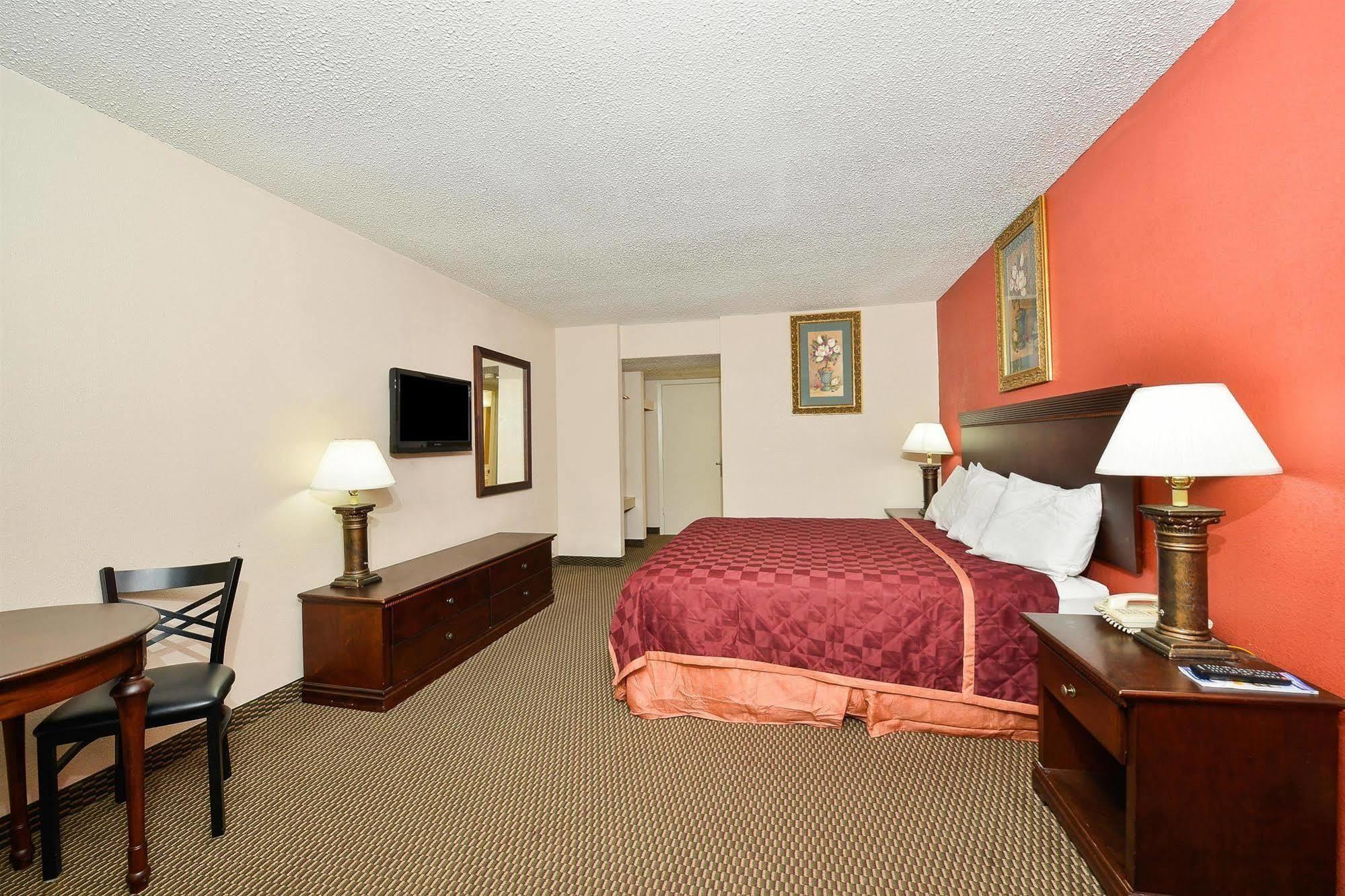 Americas Best Value Inn & Suites Бренем Екстер'єр фото